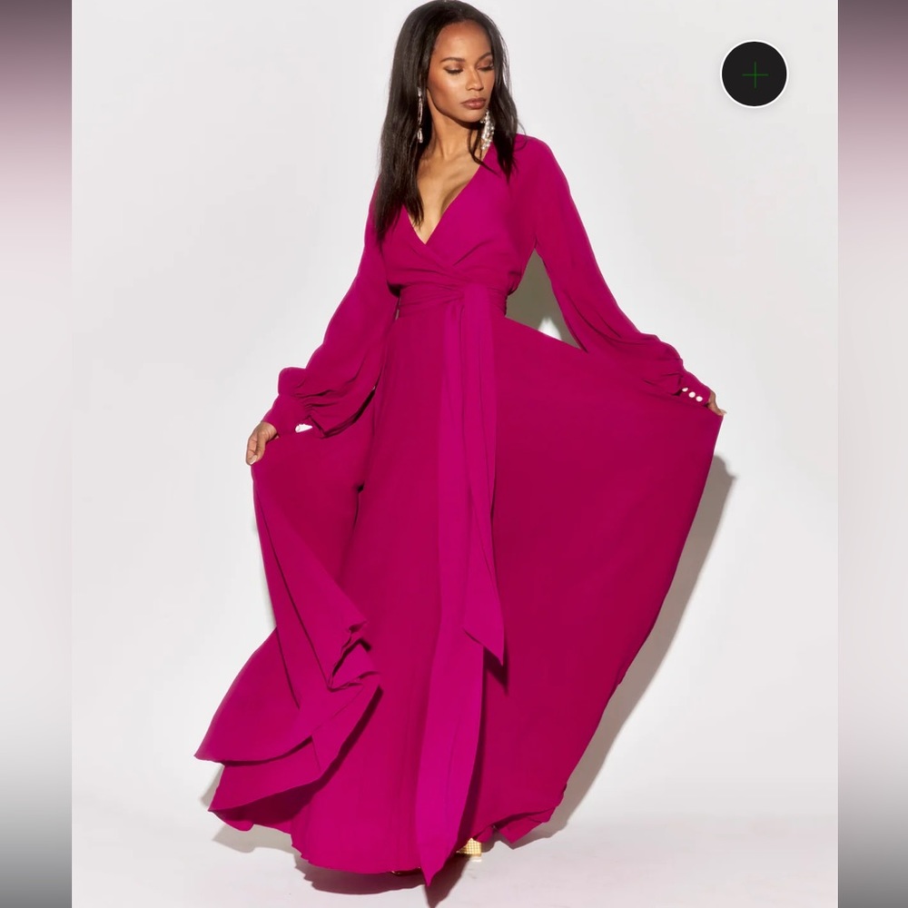 NWT Lilipad Maxidress in Cranberry
